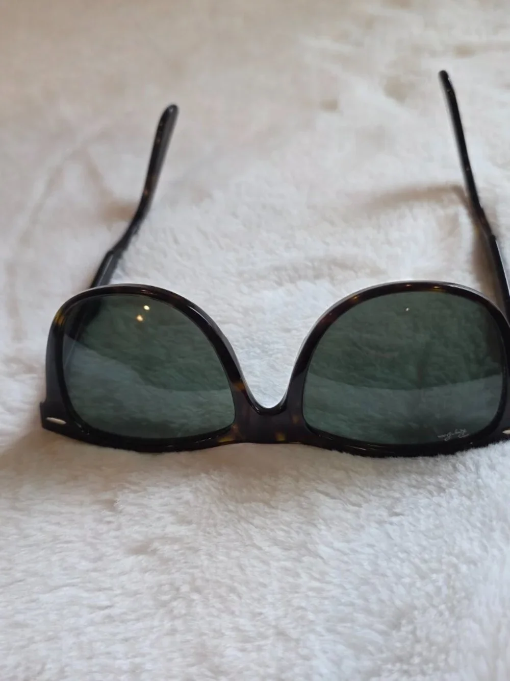 Ray-Bans! Original Wayfarer Classic